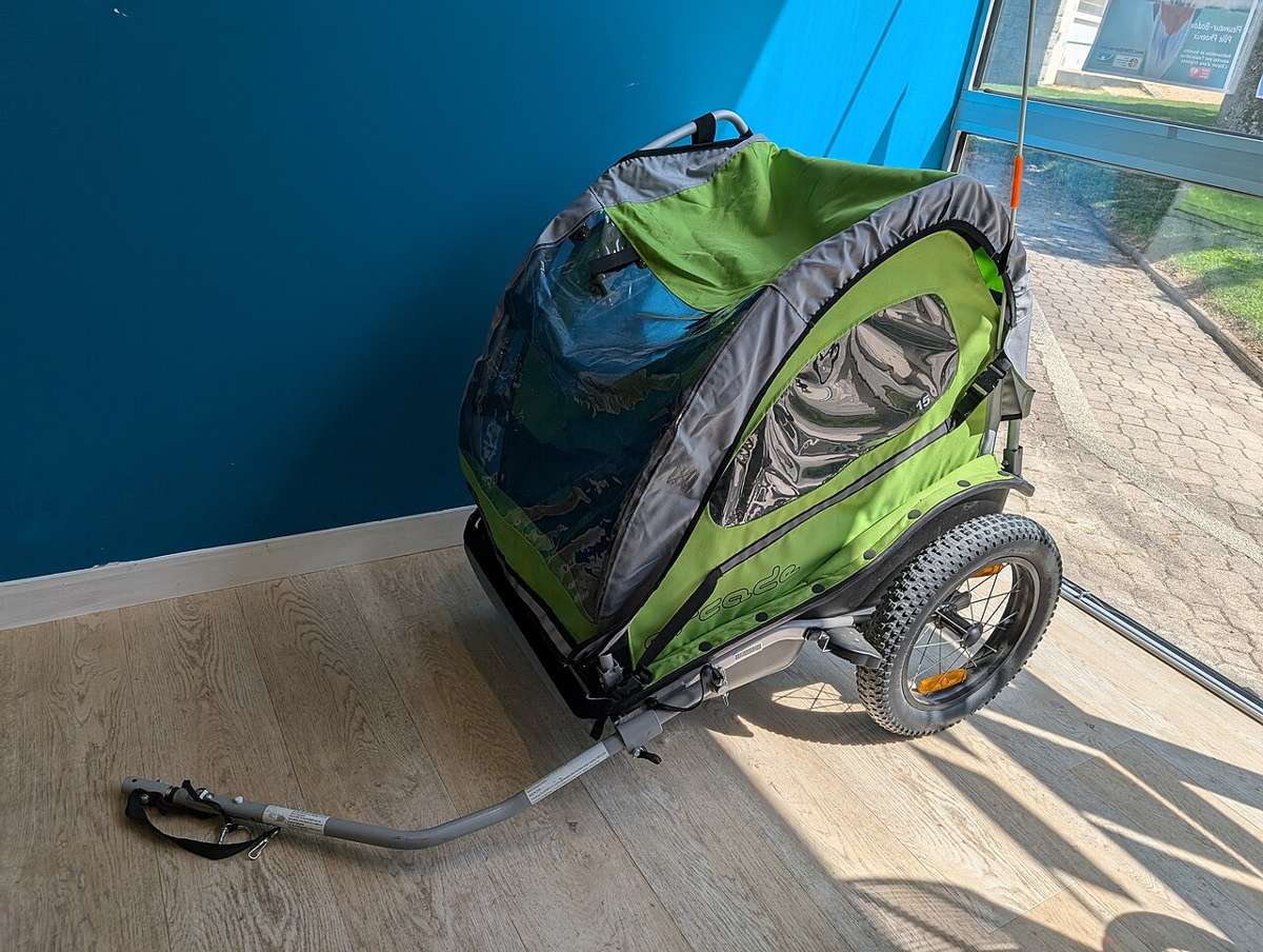 Child carrier on a rental bicycle