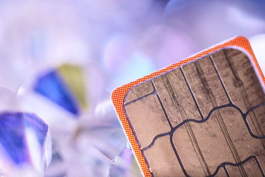 A Polish SIM card - porting your number to a new network is a legal right during the notice period