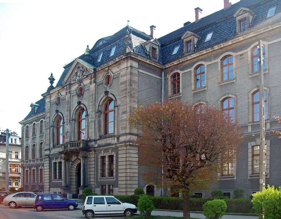 District court building in Kłodzko, illustrative