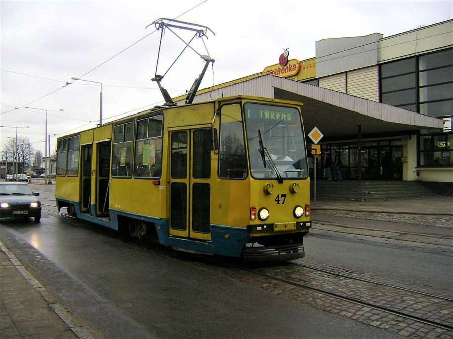 Yellow Konstal tram on line 1 in Grudziądz