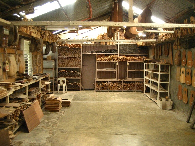 Historical guitar workshop at Alegre Guitar Factory in Cebu in October 2007