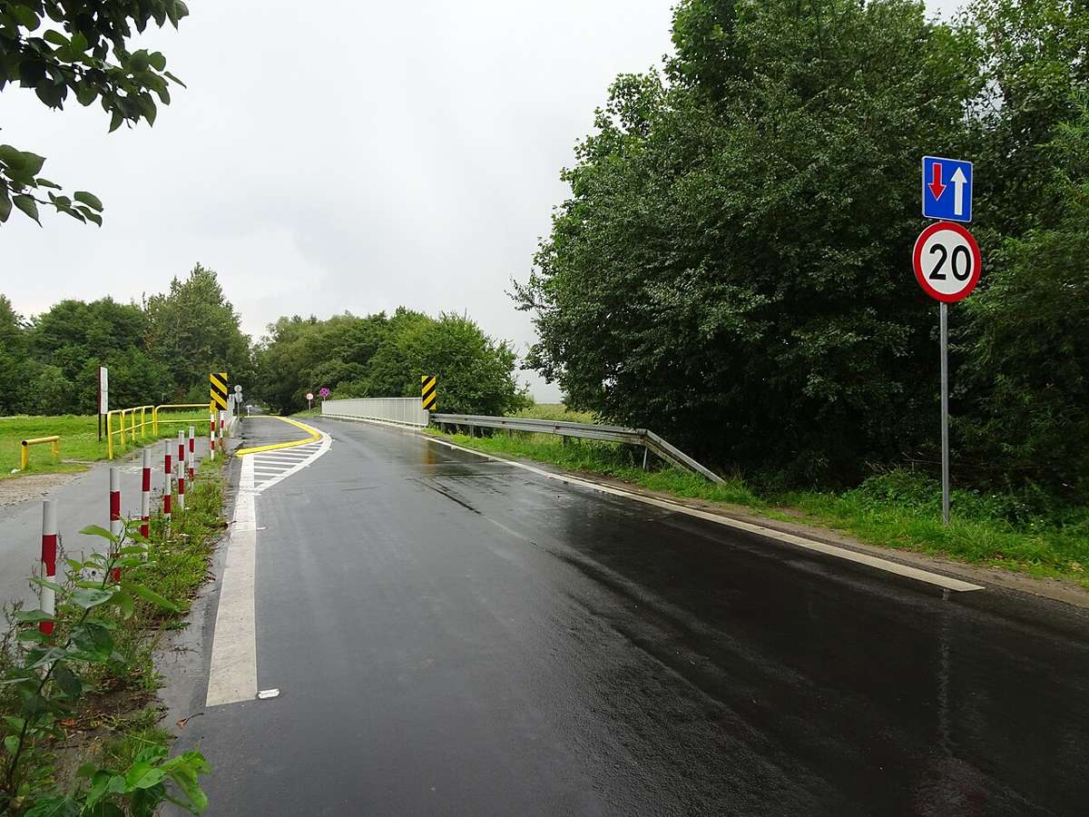 A street in Mielno near the bridge over the Jamno canal, illustrative