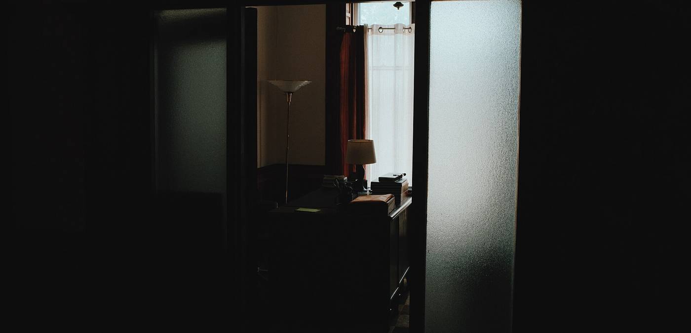 Empty room with a window