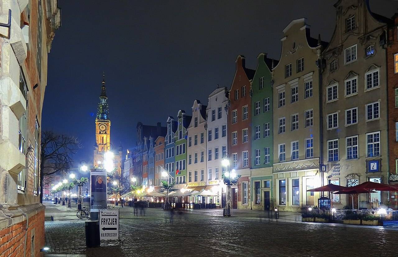 Gdańsk Long Market at night, Poland