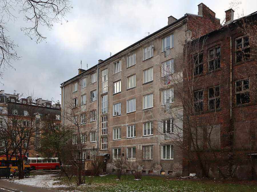 A Warsaw tenement house on Czynszowa street