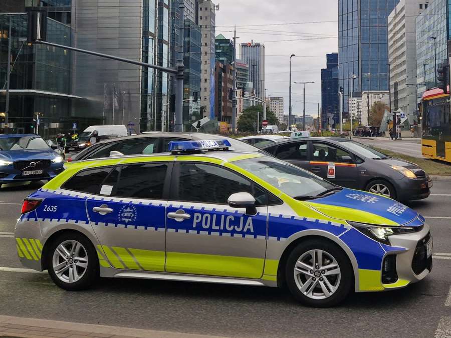A modern Polish police car in central Warsaw - anyone may hold an offender caught in the act until police arrive