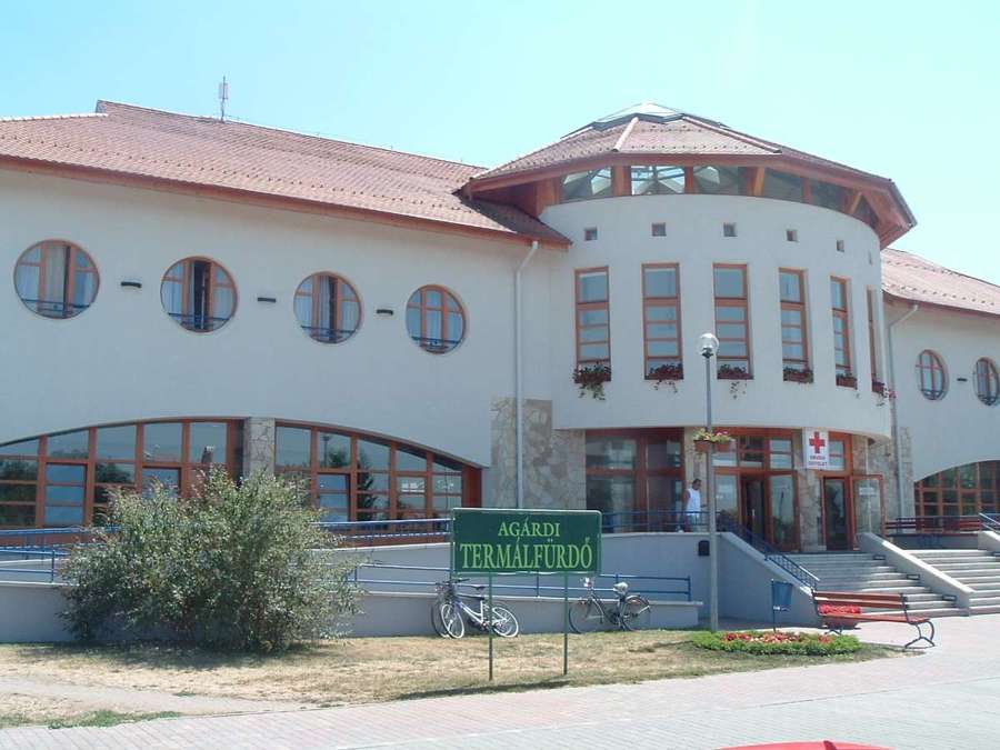 Thermal bath and spa