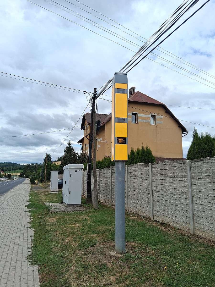 Roadside speed camera in Poland (Mokre-Kolonia)