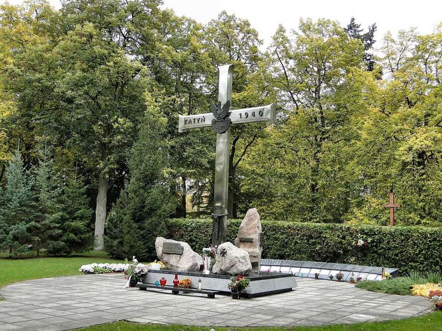 A memorial at Szczecin Central Cemetery