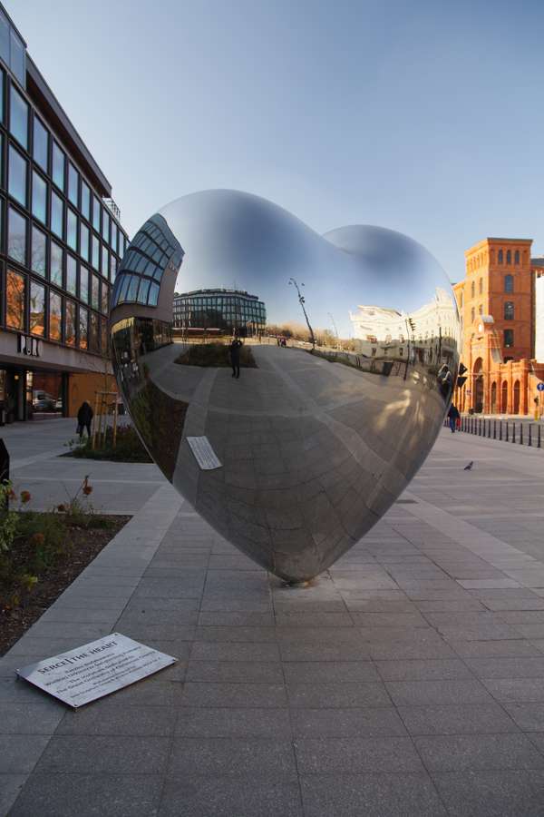 The WOSP heart sculpture, symbol of the Great Orchestra of Christmas Charity