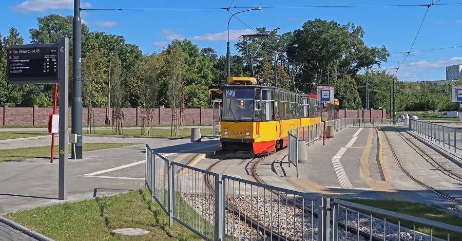 A Warsaw tram at the Cmentarz Wolski tram loop