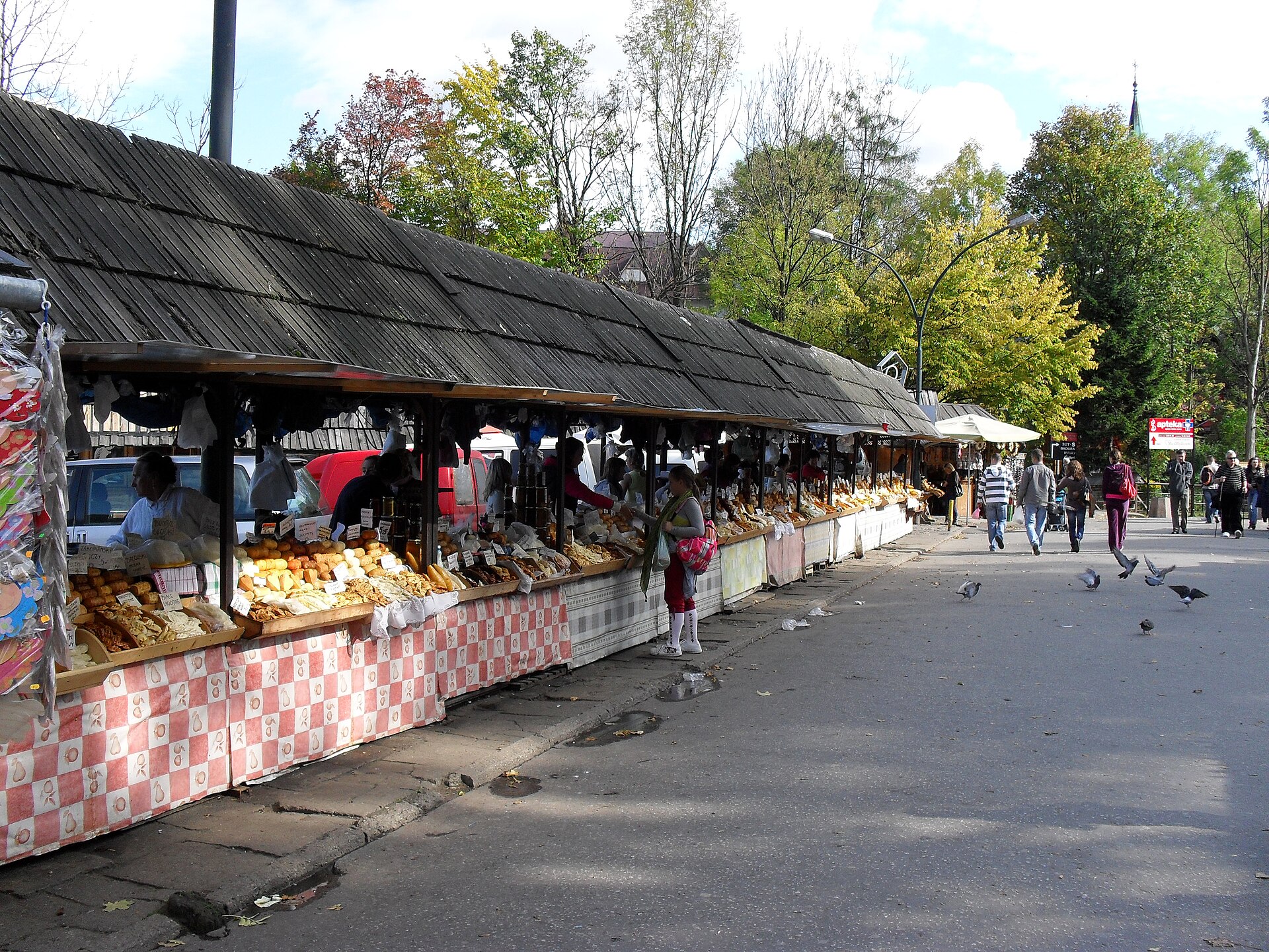 Oscypek cheese stalls in Zakopane (archive photo)